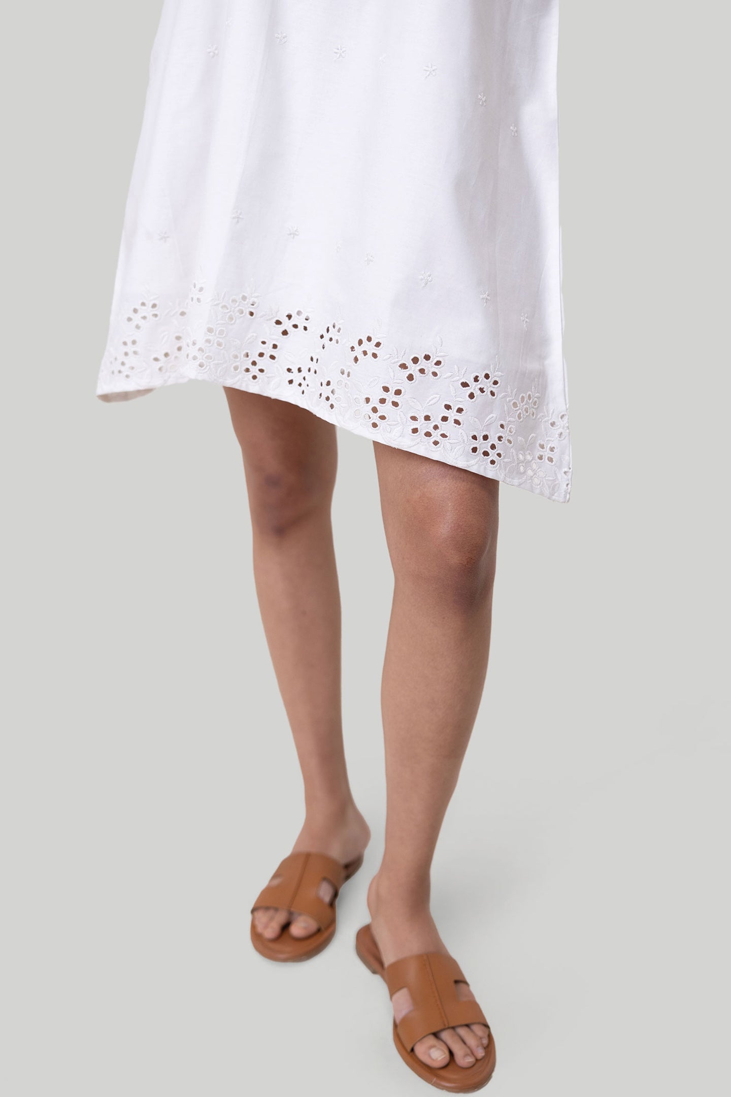 Short Tent Dress in White Embroidery