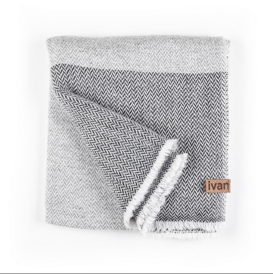 Lightweight Cashmere Scarf